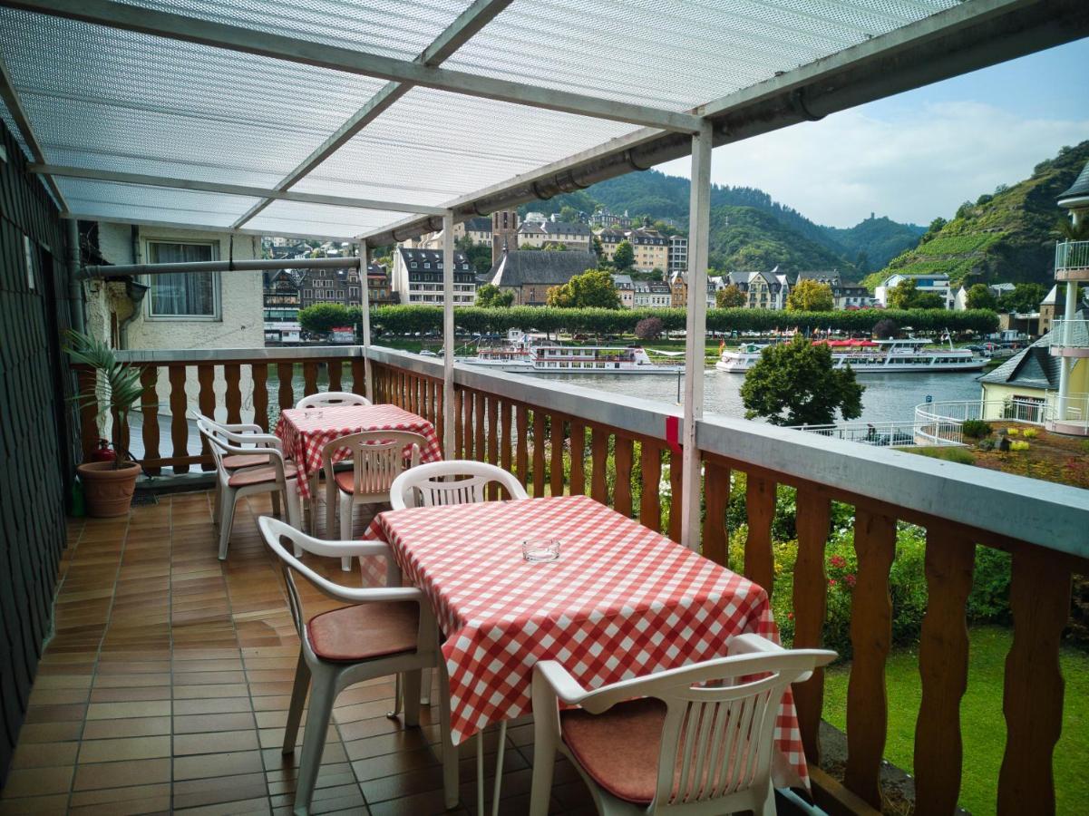 Hotel Haus Sonnschein Кохем Экстерьер фото